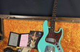 Fender Custom Shop 1961 Jazz Bass Jorneyman Relic Sea Foam Green.jpg